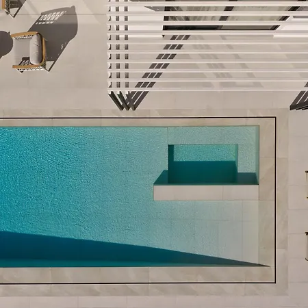Reveria Villa, A 1500m2 Private Poolside Stay, By Thinkvilla فيلة *