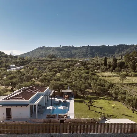 Reveria Villa, A 1500m2 Private Poolside Stay, By Thinkvilla Willa Tragaki