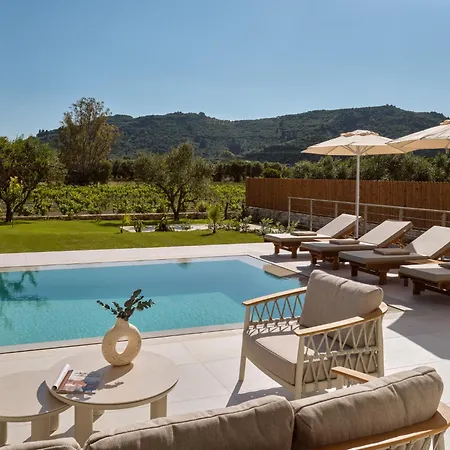 Reveria Villa, A 1500m2 Private Poolside Stay, By Thinkvilla Willa Tragaki