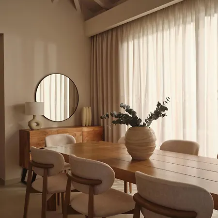 فيلة Reveria Villa, A 1500m2 Private Poolside Stay, By Thinkvilla *