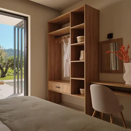 Reveria Villa, A 1500m2 Private Poolside Stay, By Thinkvilla *